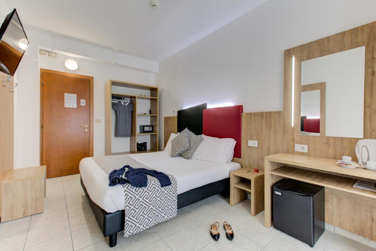 Hotel Grazia Riccione Esterno foto