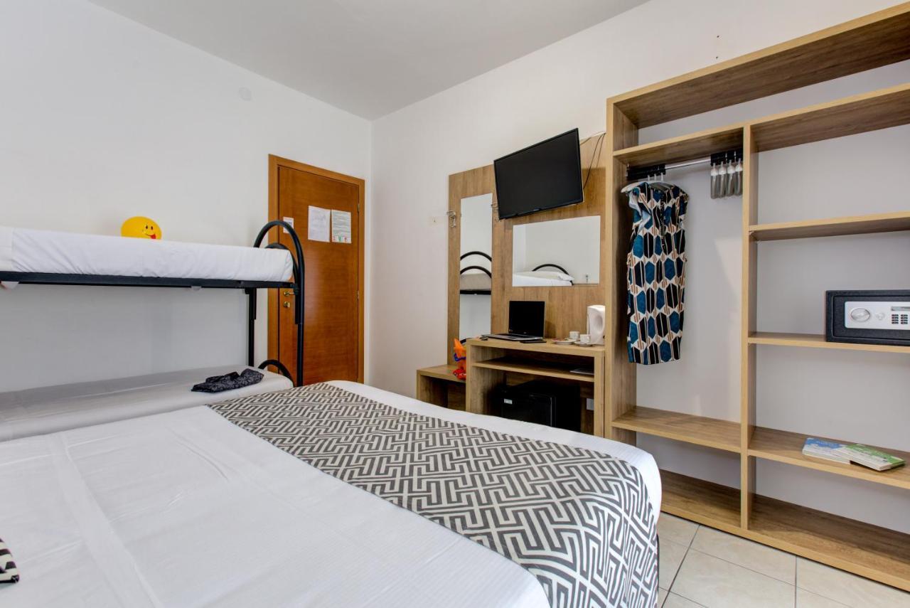 Hotel Grazia Riccione Esterno foto